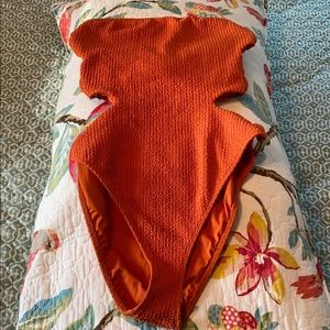 Burnt Orange One Piece Bikini🔥🏖